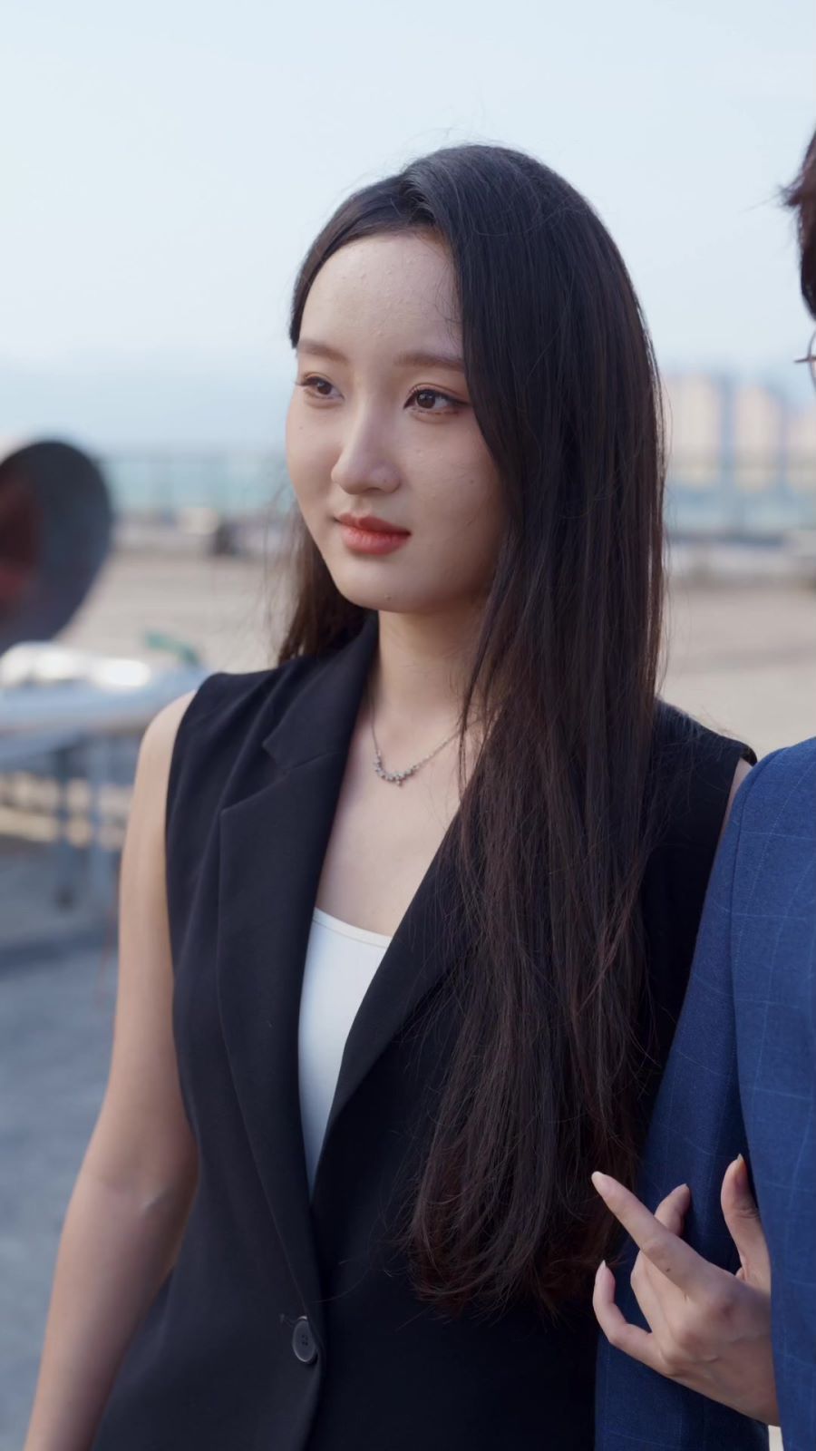 落入她掌中 第01集